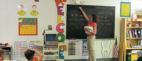Teacher teaching children's class